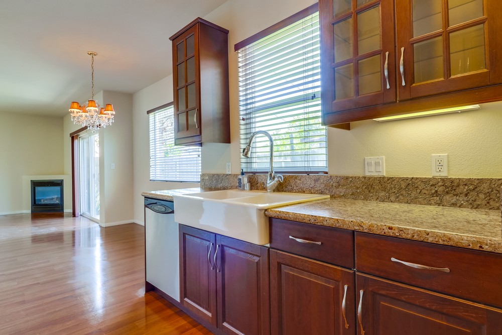 Virtual tour photo 21 of 42 for 4254 Menlo Ave