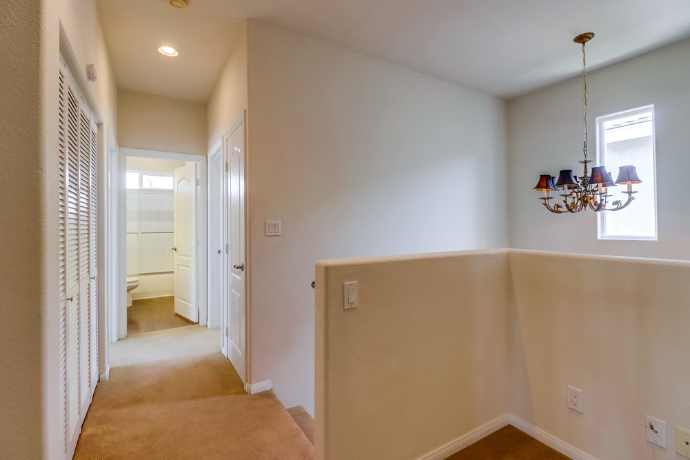 Virtual tour photo 26 of 42 for 4254 Menlo Ave