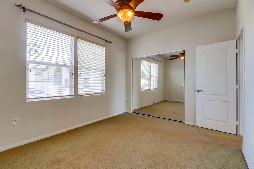Virtual tour photo 36 of 42 for 4254 Menlo Ave