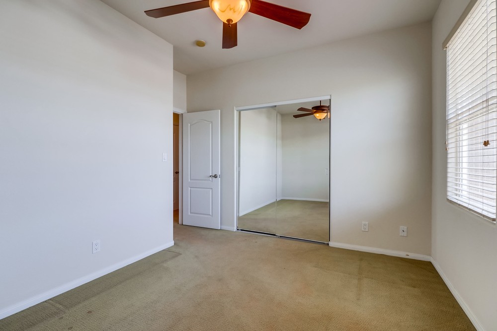 Virtual tour photo 38 of 42 for 4254 Menlo Ave