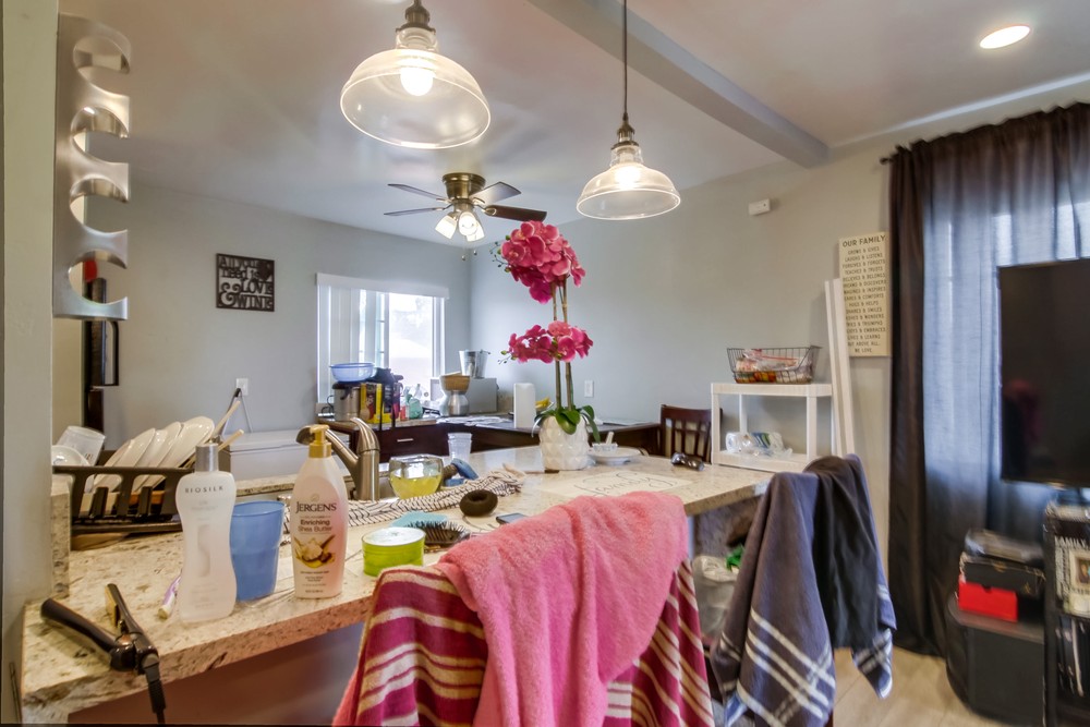Virtual tour photo 17 of 41 for 4255 Altadena Ave