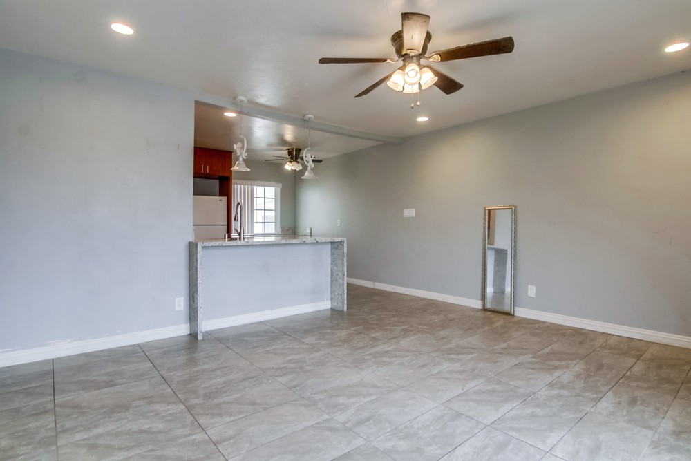 Virtual tour photo 27 of 41 for 4255 Altadena Ave