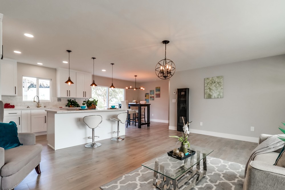 Virtual tour photo 12 of 44 for 4255 Feather Ave