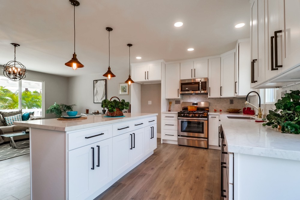 Virtual tour photo 18 of 44 for 4255 Feather Ave