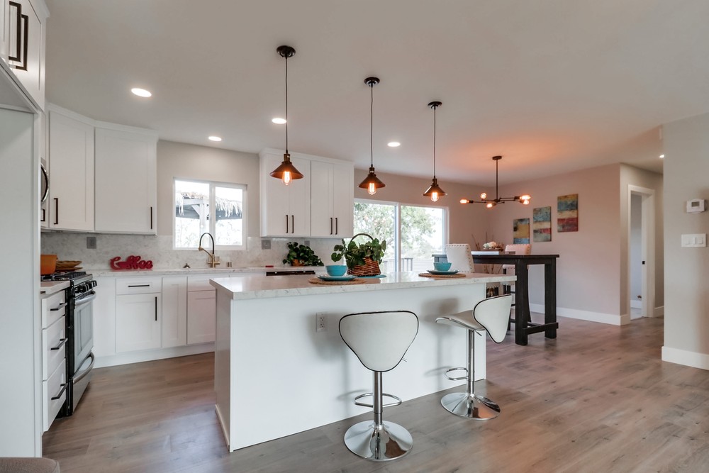 Virtual tour photo 21 of 44 for 4255 Feather Ave