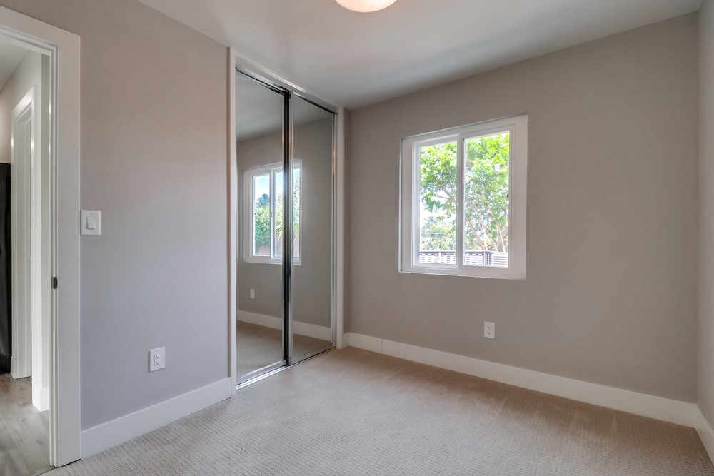 Virtual tour photo 31 of 44 for 4255 Feather Ave