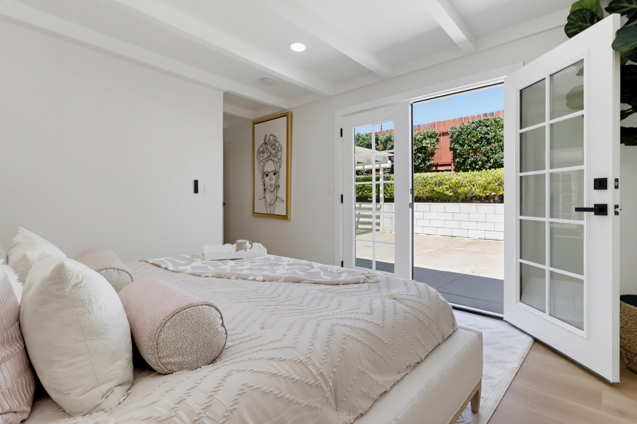 Virtual tour photo 31 of 62 for 4255 Lochlomond St