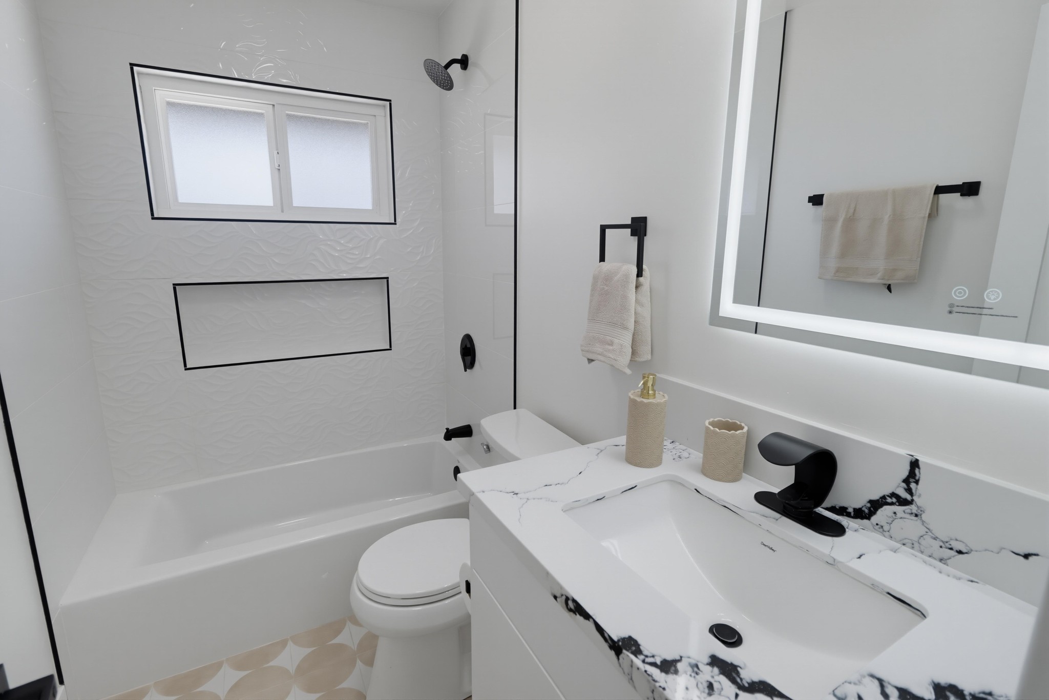 Virtual tour photo 37 of 62 for 4255 Lochlomond St
