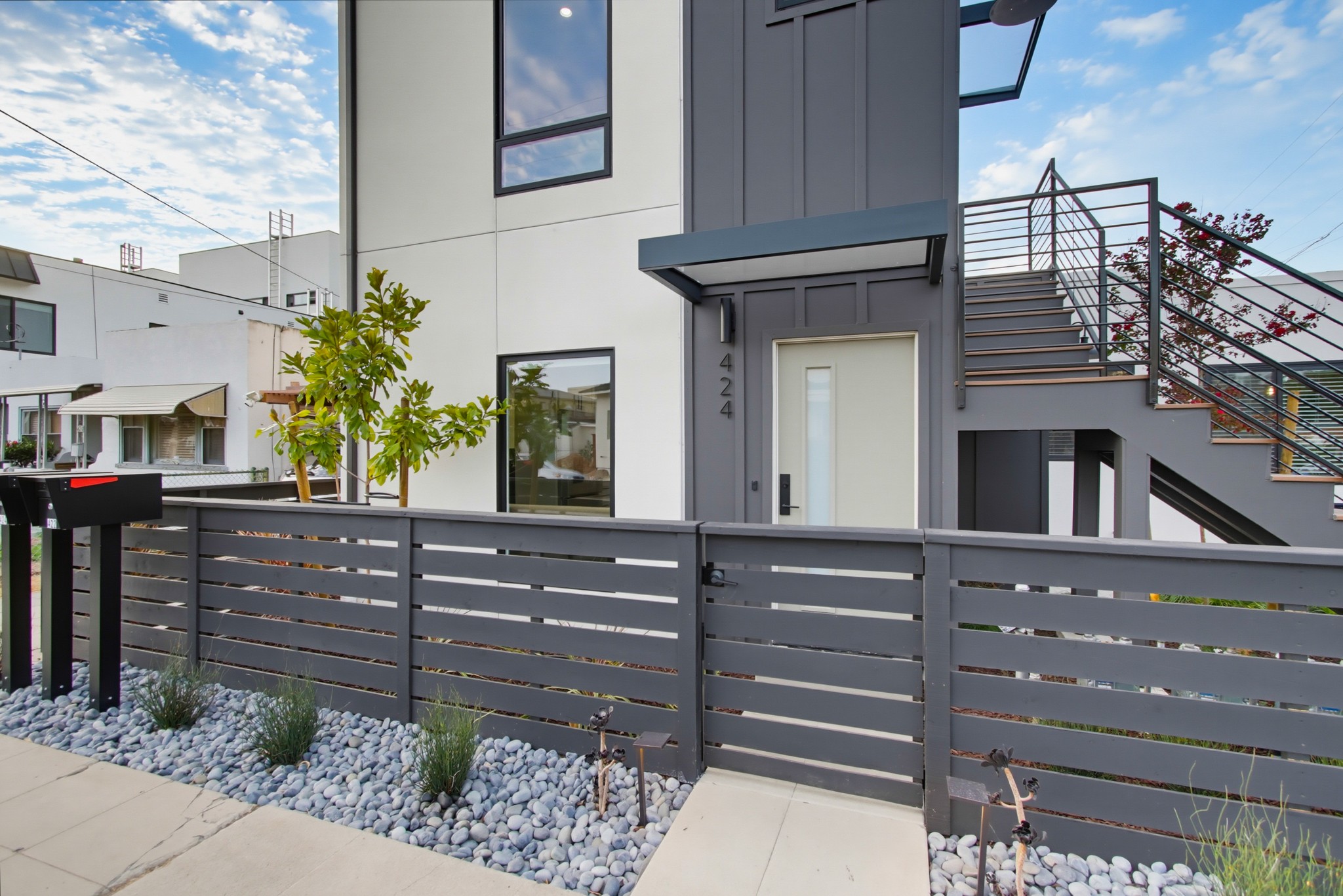 Virtual tour photo 20 of 35 for 426 Arbor Dr
