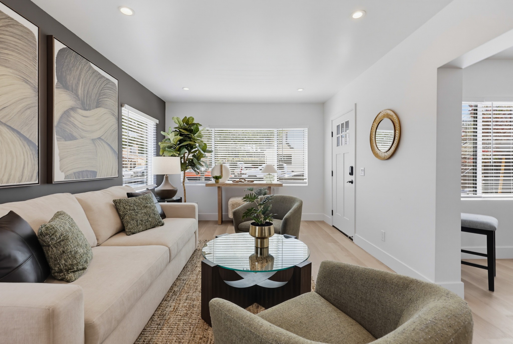 Virtual tour photo 16 of 40 for 426 Arbor Dr