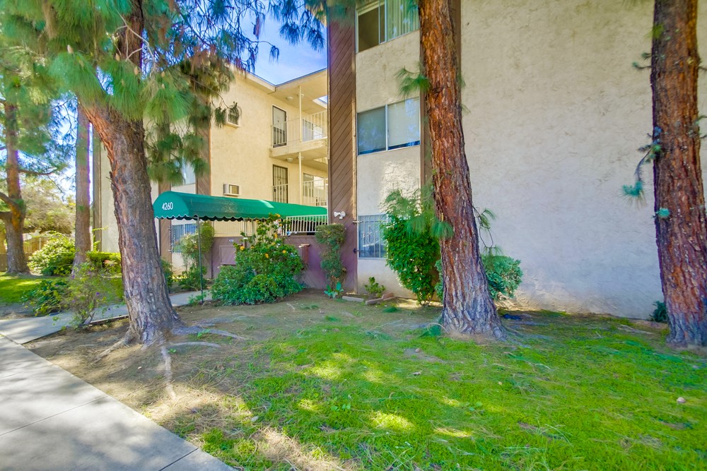 Virtual tour photo 1 of 19 for 4260 44th St #215