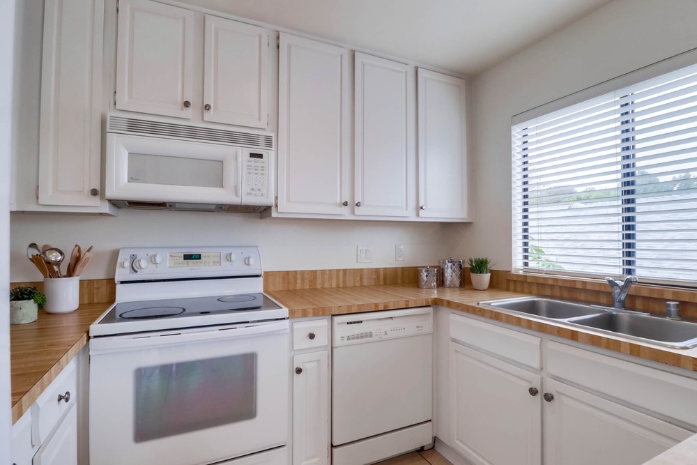 Virtual tour photo 21 of 39 for 4260 Sixth Ave