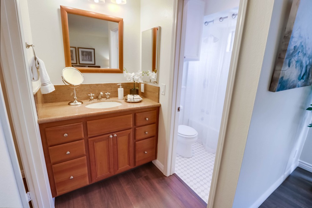 Virtual tour photo 32 of 39 for 4260 Sixth Ave