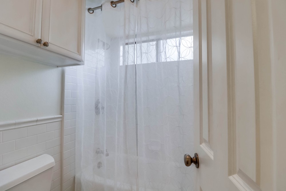 Virtual tour photo 34 of 39 for 4260 Sixth Ave