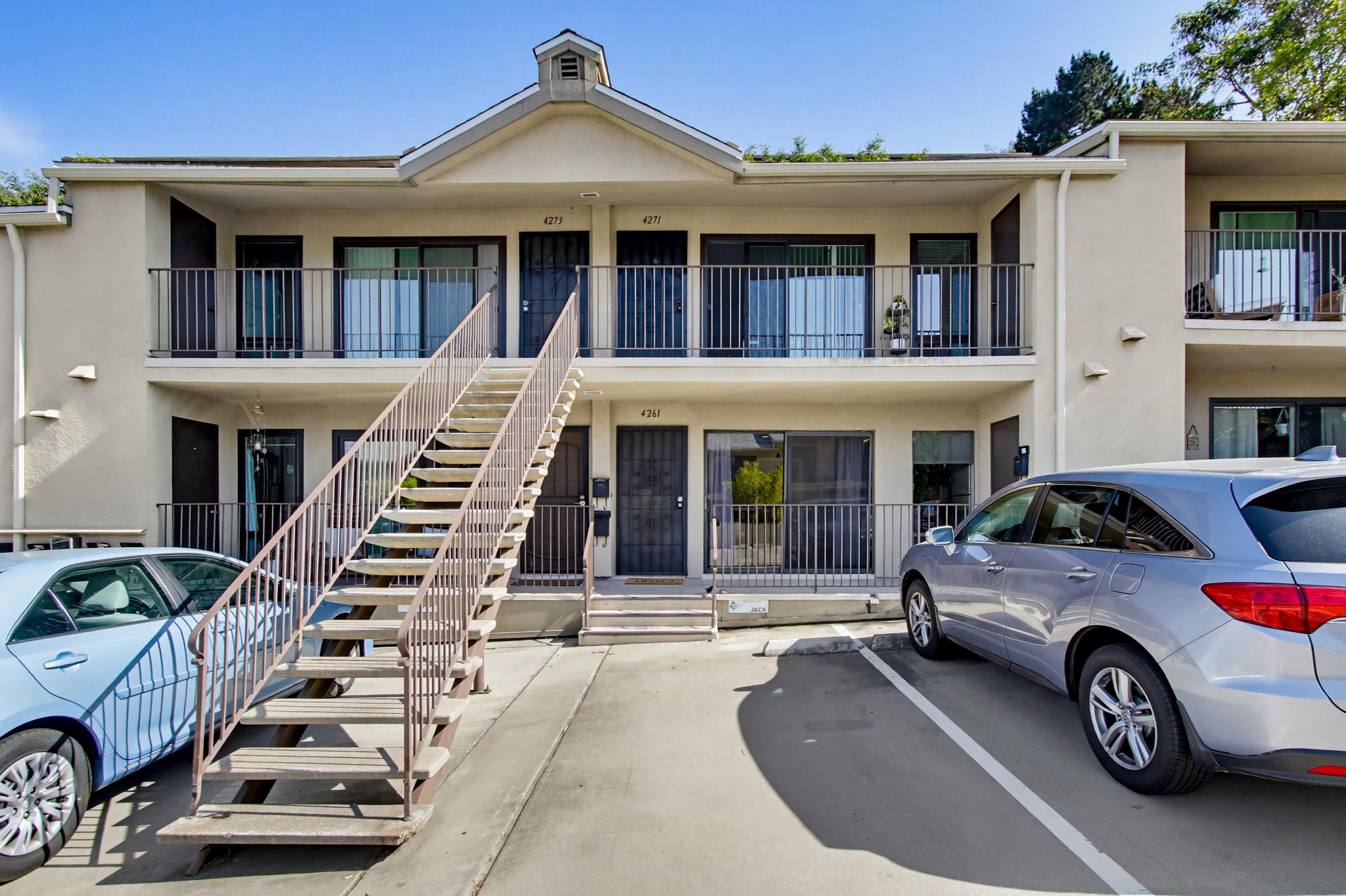 Virtual tour photo 6 of 26 for 4261 Fifth Ave
