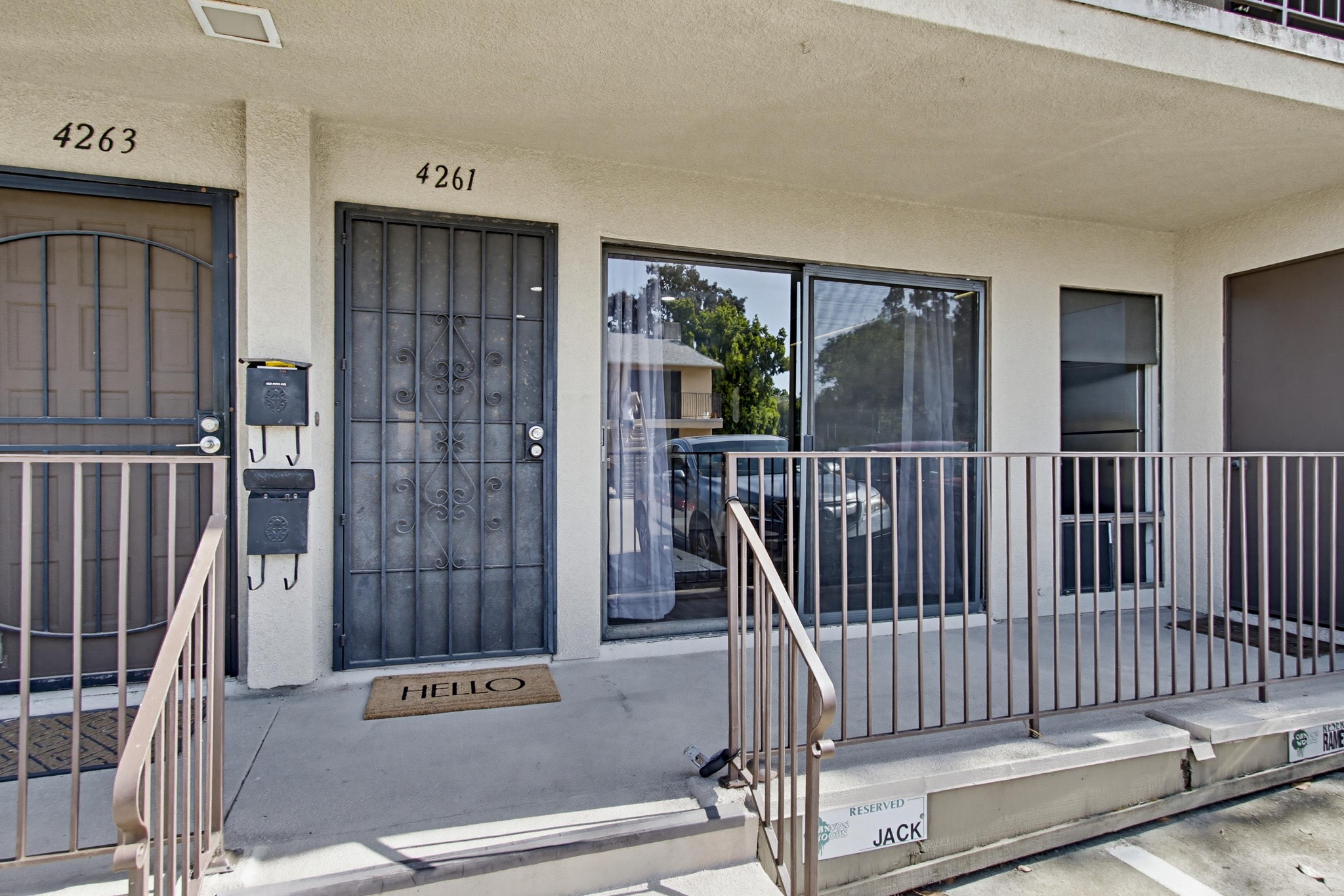 Virtual tour photo 7 of 26 for 4261 Fifth Ave