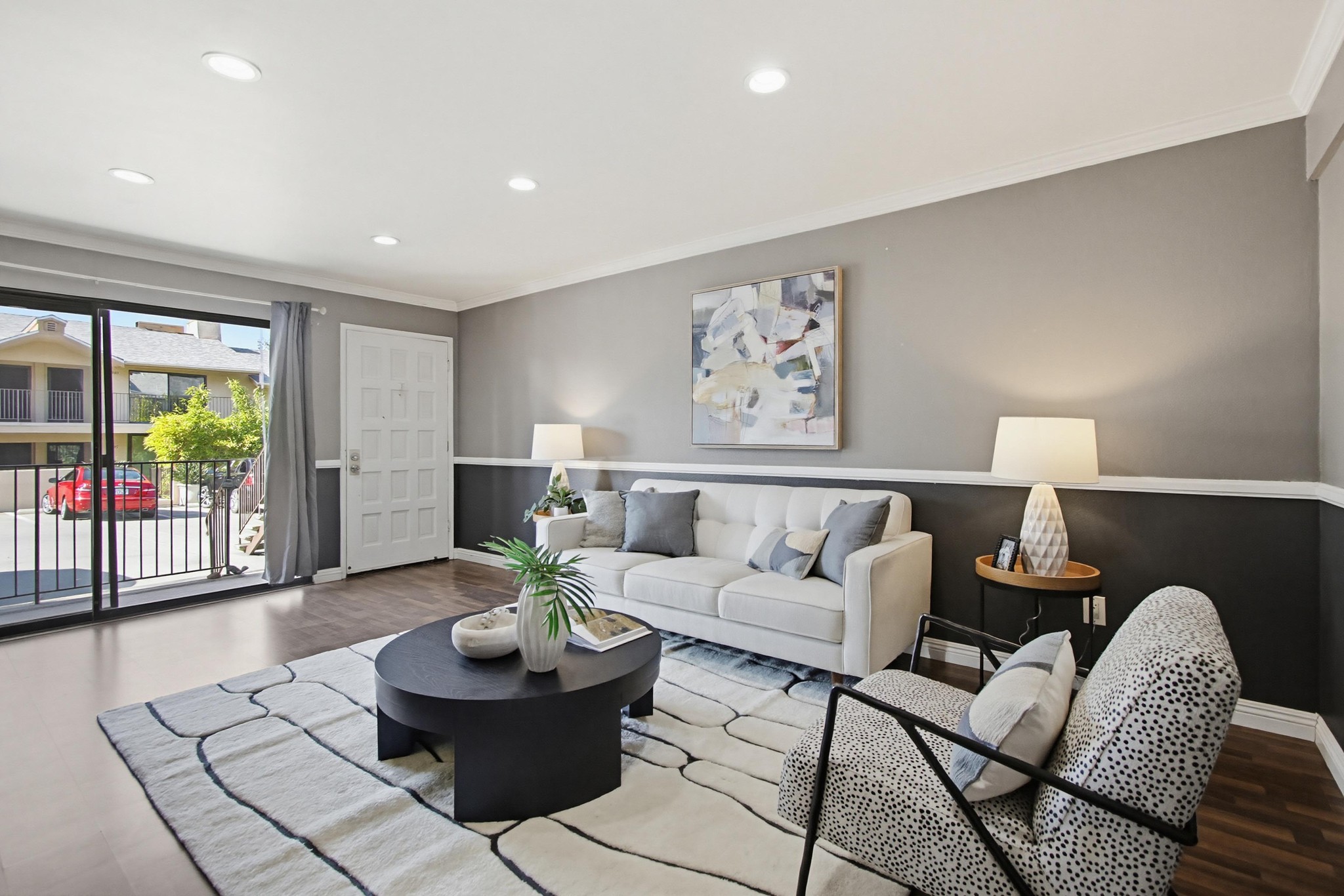 Virtual tour photo 10 of 26 for 4261 Fifth Ave