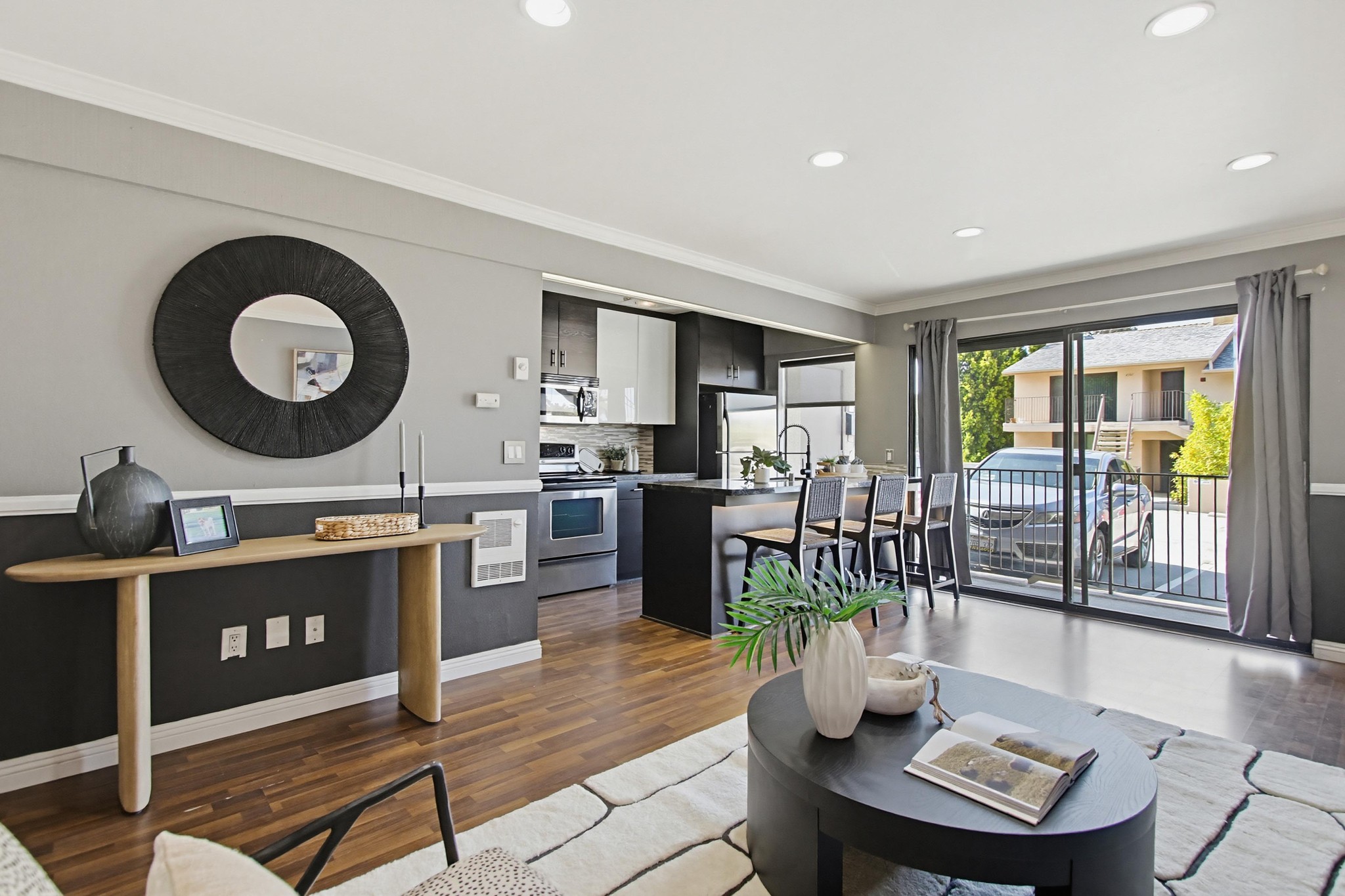 Virtual tour photo 11 of 26 for 4261 Fifth Ave