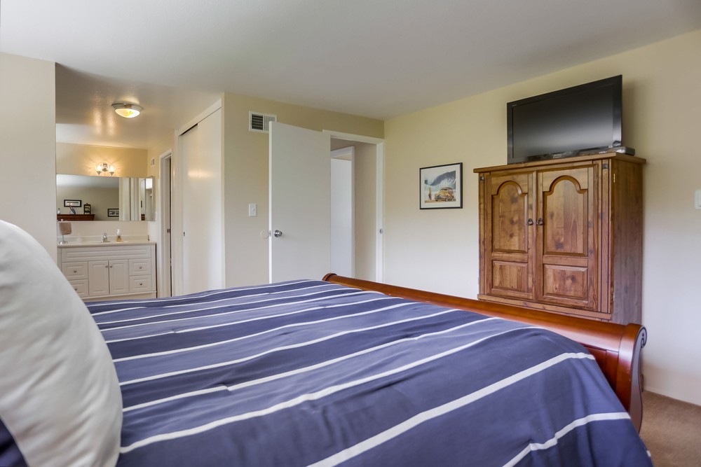 Virtual tour photo 38 of 79 for 4263 Avati Dr