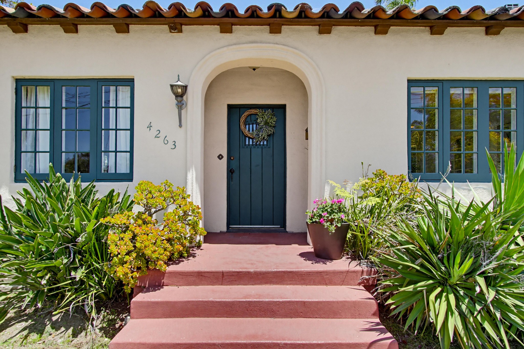 Virtual tour photo 5 of 60 for 4263 Hawk St