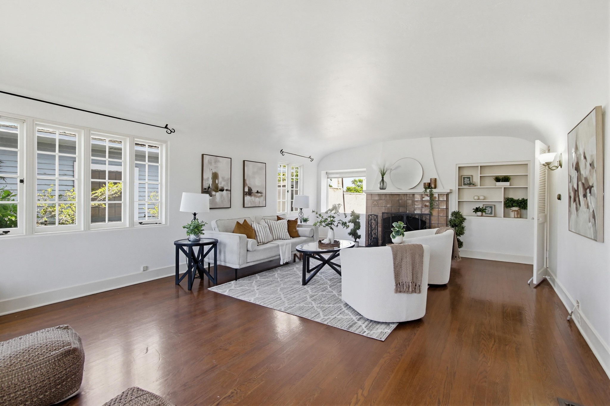 Virtual tour photo 6 of 60 for 4263 Hawk St