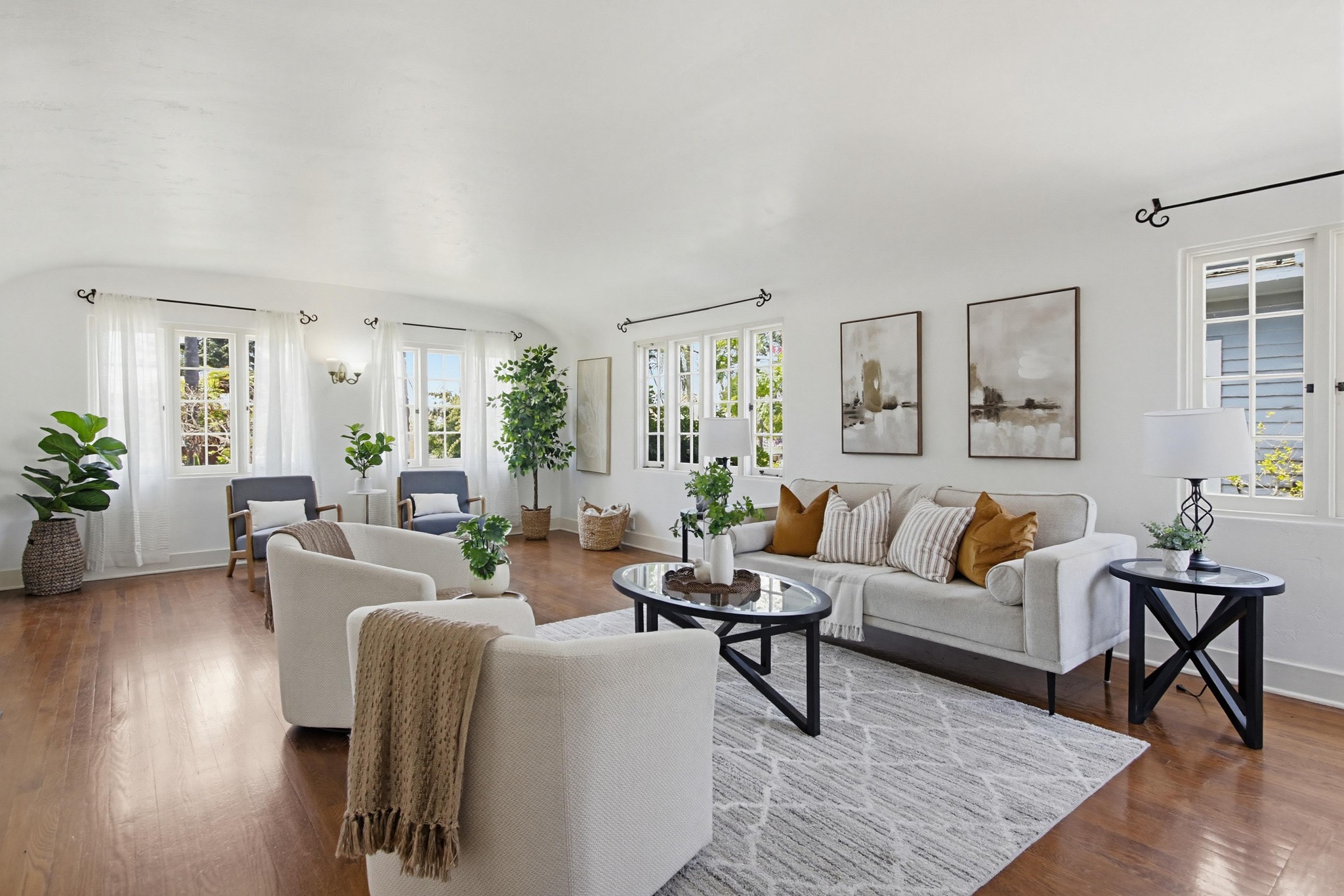Virtual tour photo 9 of 60 for 4263 Hawk St