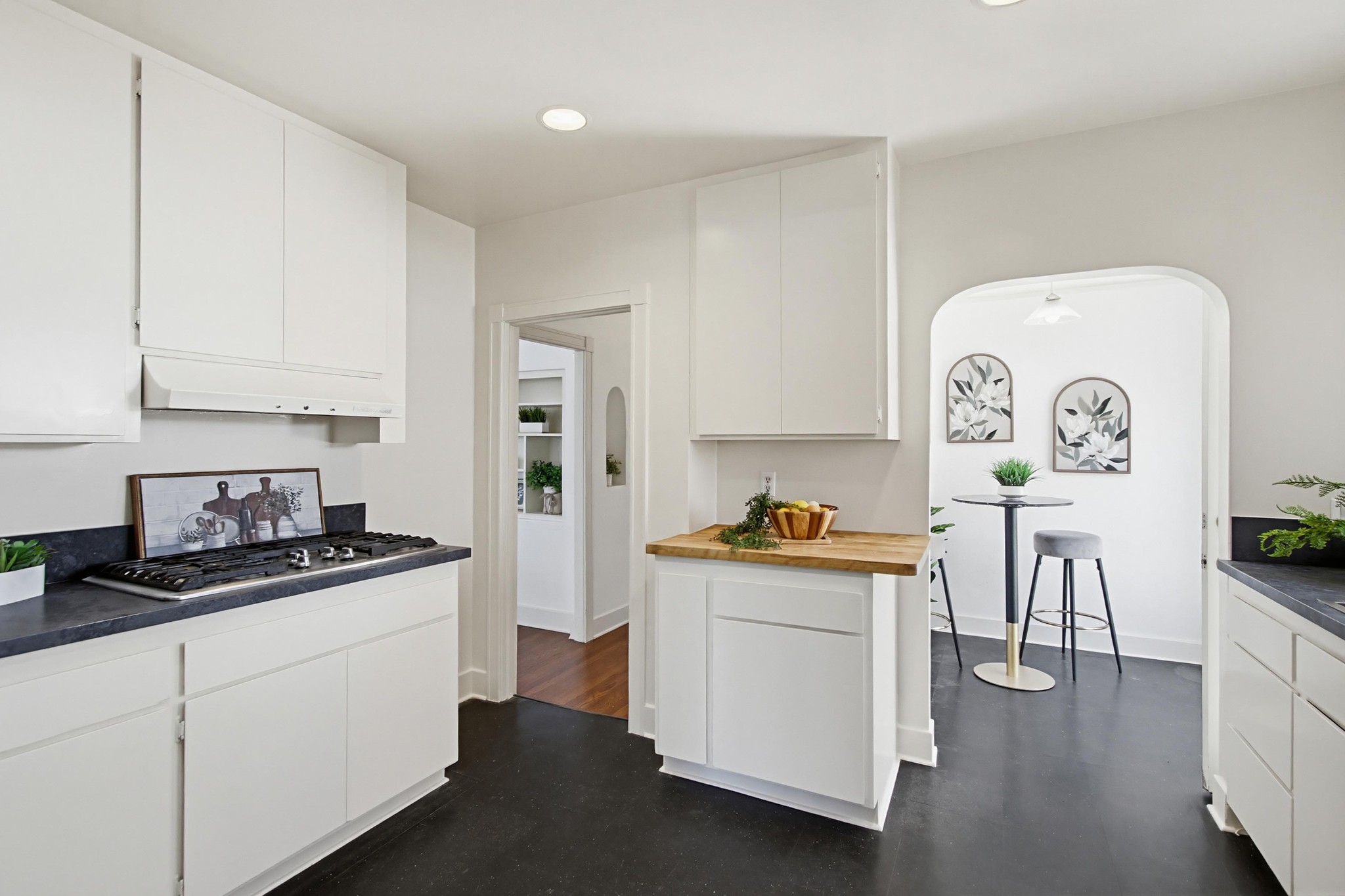 Virtual tour photo 17 of 60 for 4263 Hawk St
