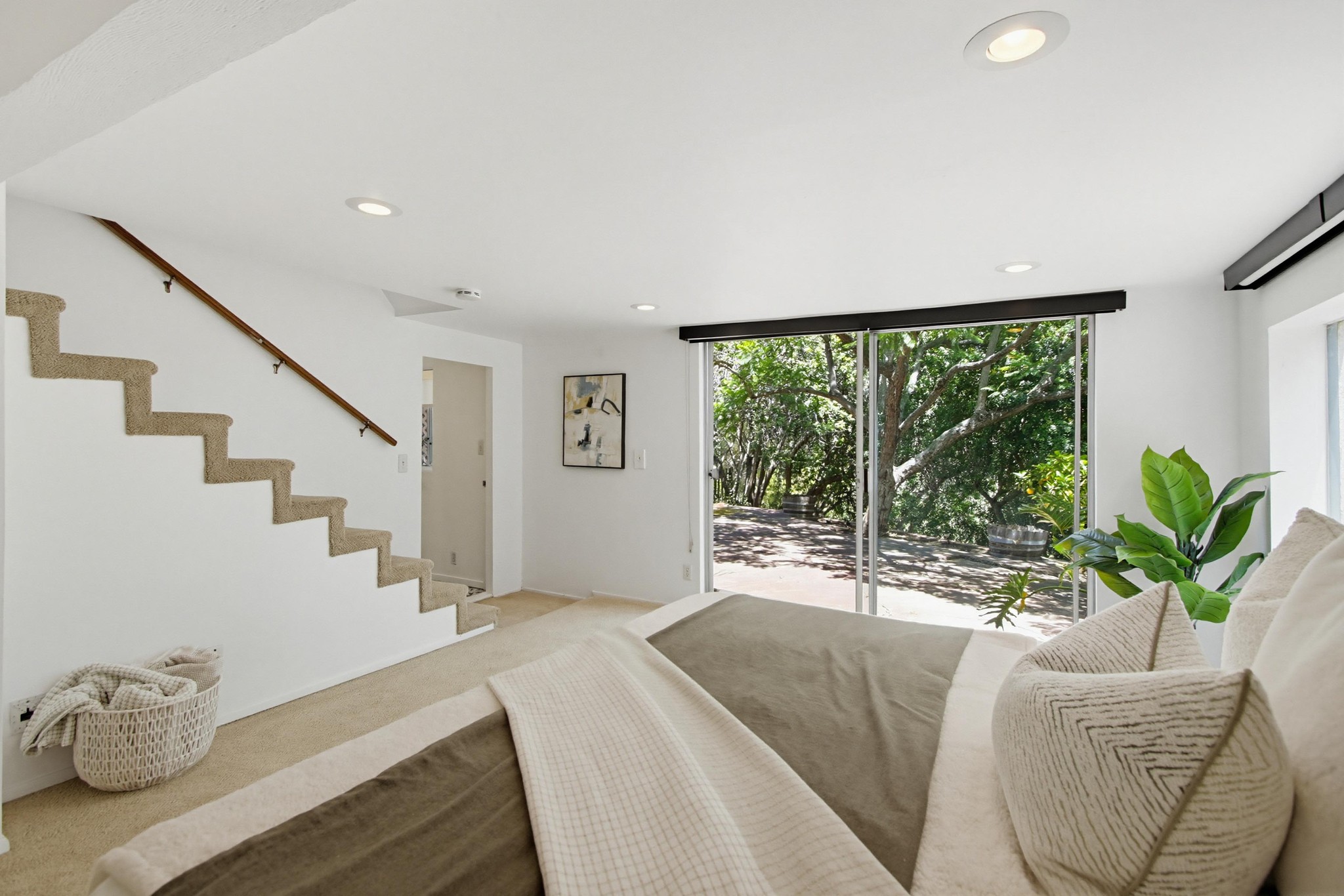 Virtual tour photo 39 of 60 for 4263 Hawk St