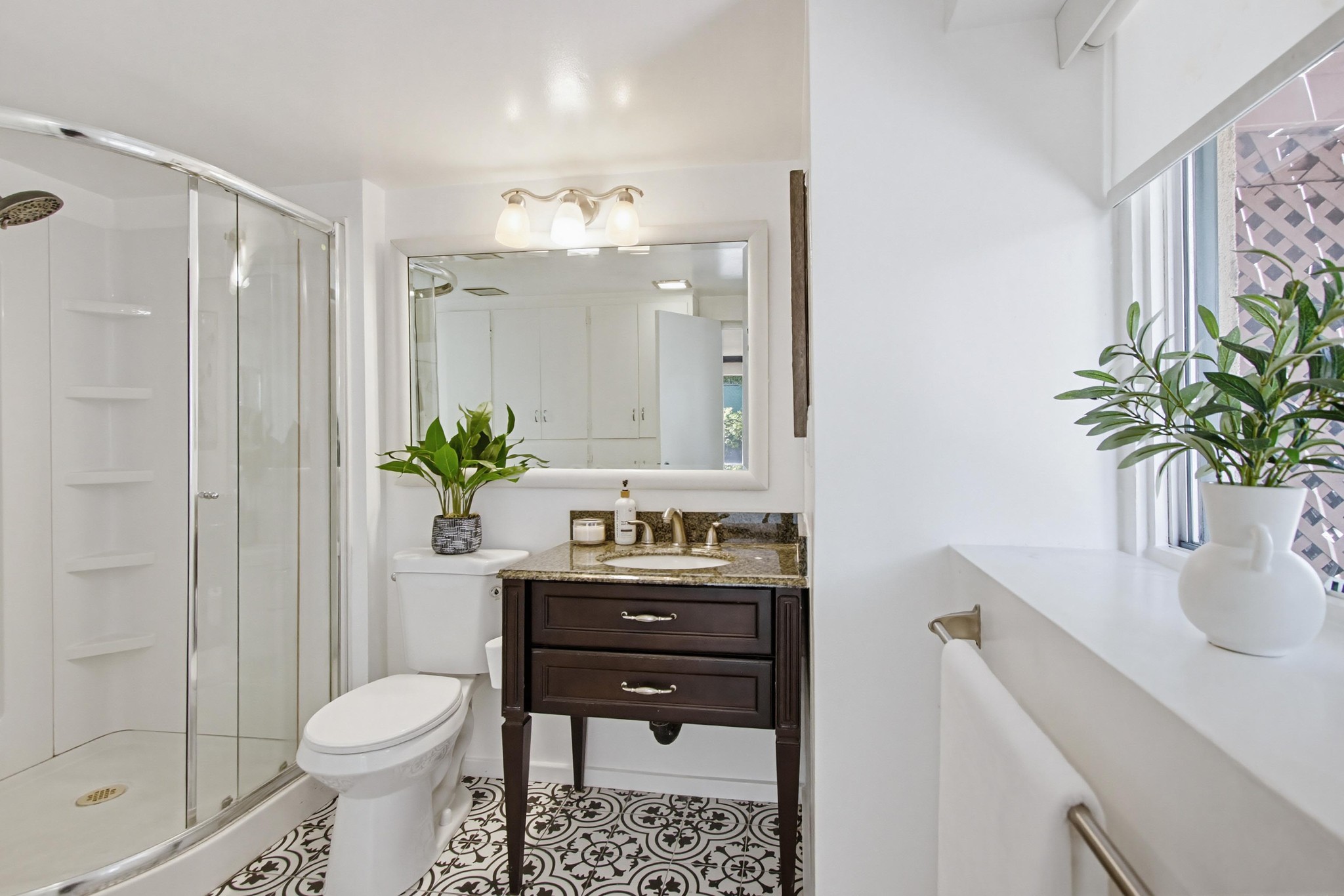 Virtual tour photo 41 of 60 for 4263 Hawk St
