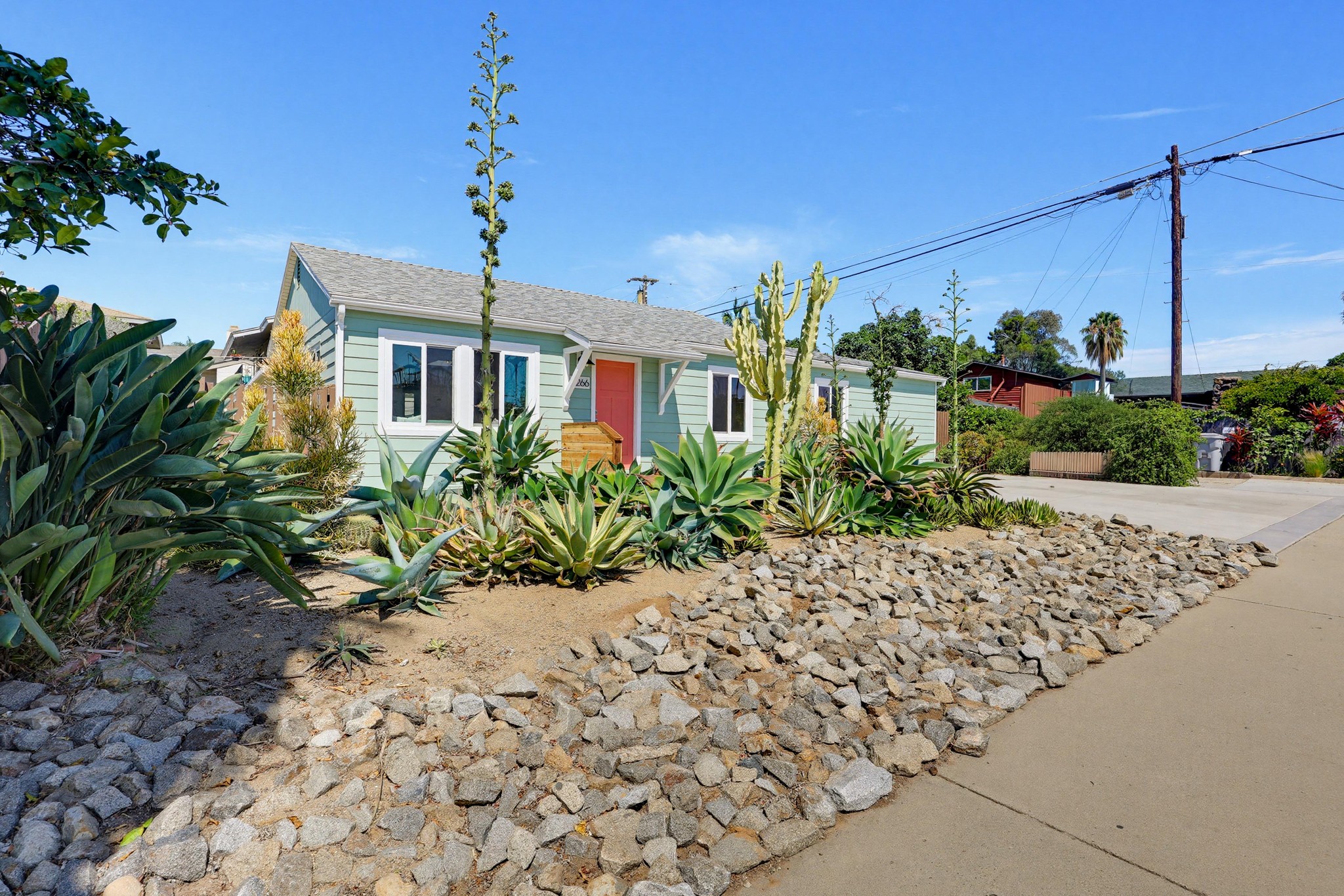 Virtual tour photo 4 of 68 for 4266 Morrell St
