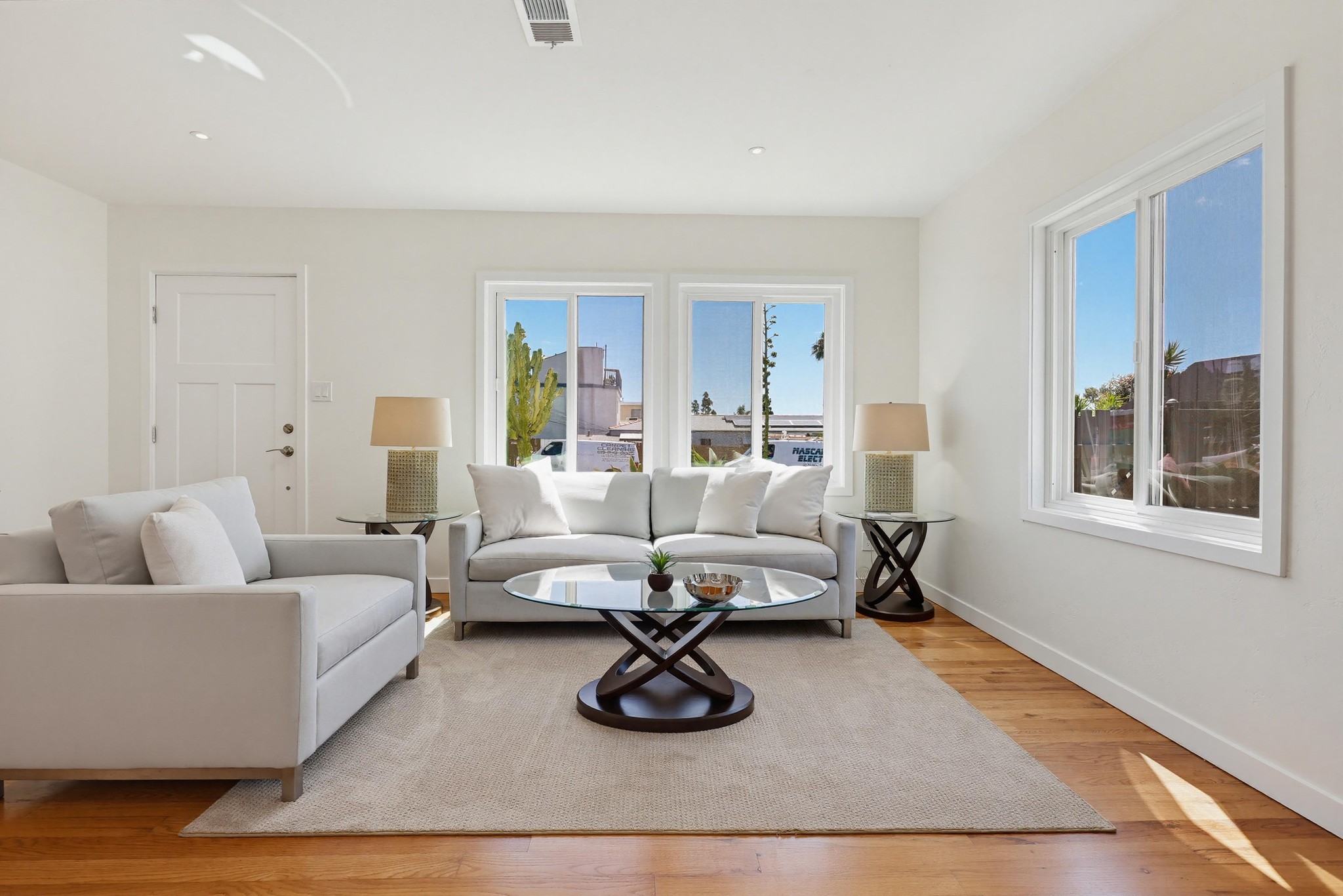 Virtual tour photo 14 of 68 for 4266 Morrell St