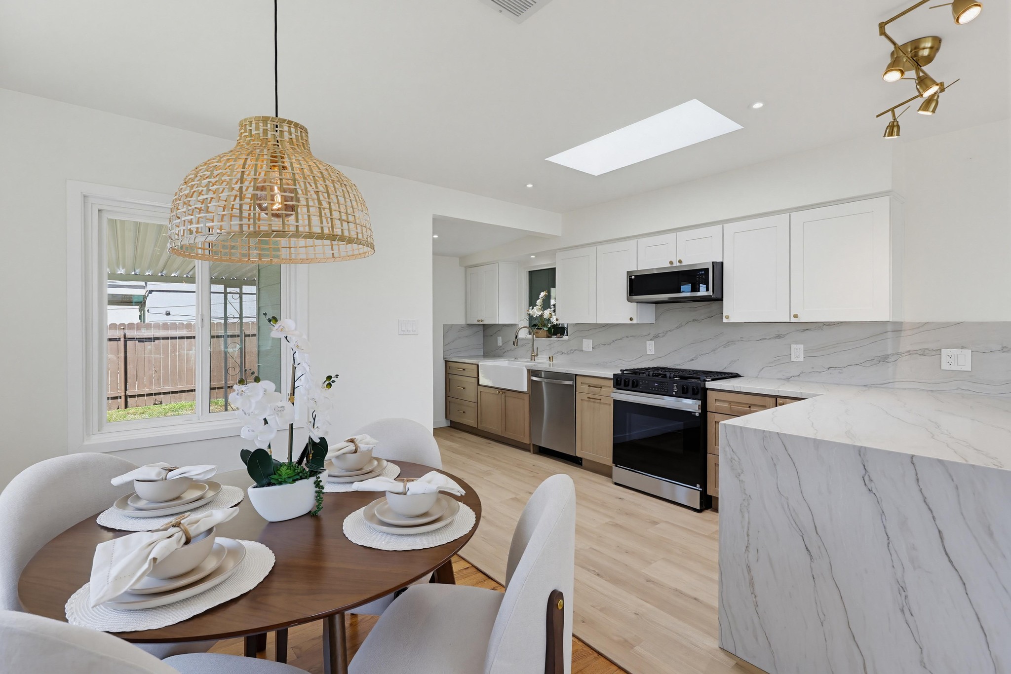 Virtual tour photo 15 of 68 for 4266 Morrell St
