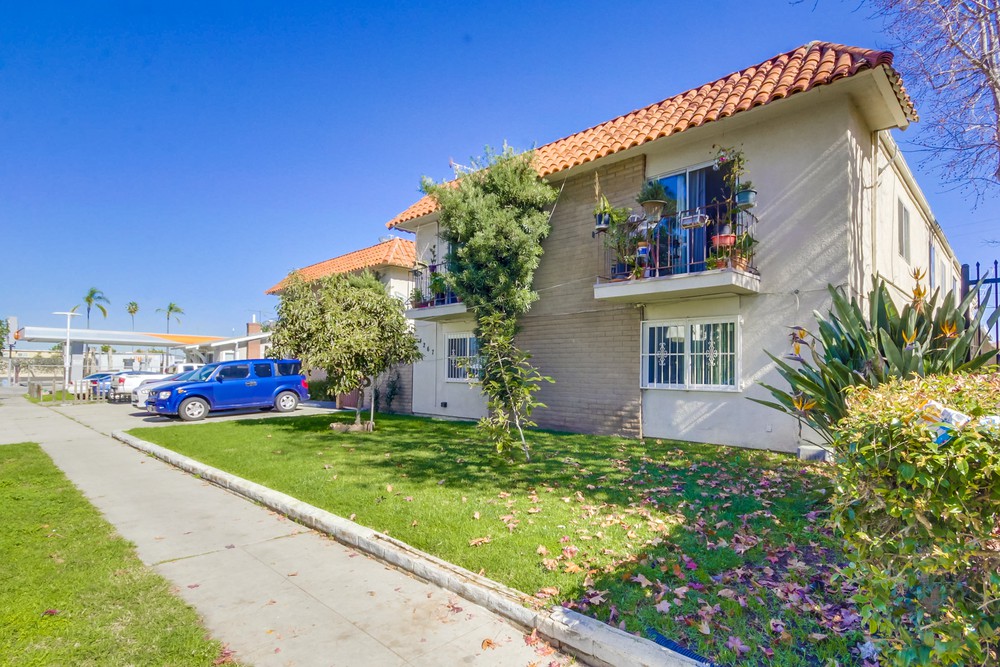 Virtual tour photo 4 of 31 for 4267 44th St