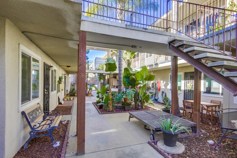 Virtual tour photo 7 of 31 for 4267 44th St