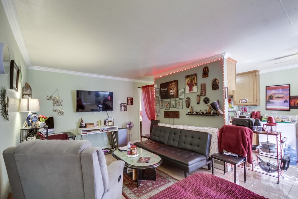 Virtual tour photo 13 of 31 for 4267 44th St