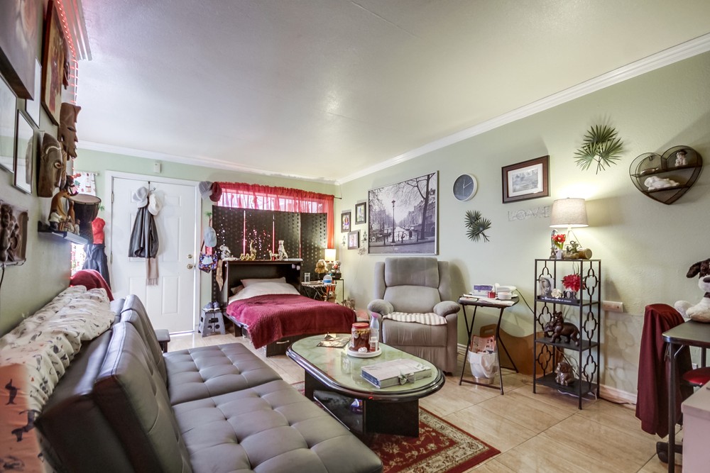 Virtual tour photo 14 of 31 for 4267 44th St