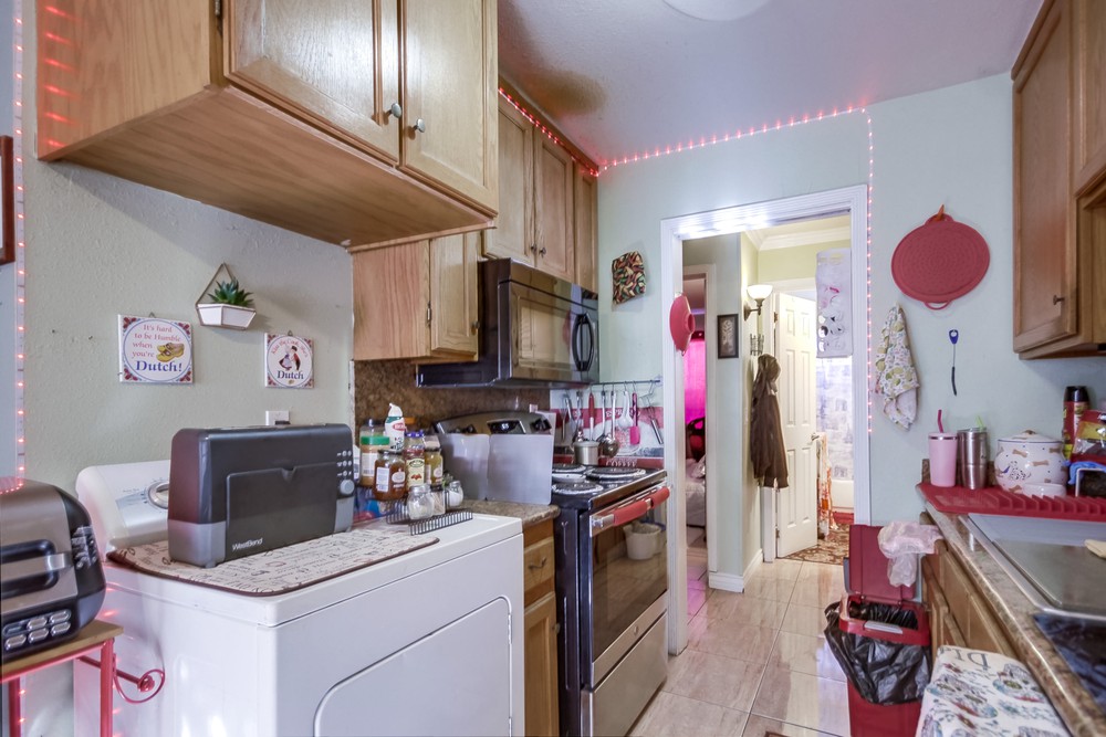 Virtual tour photo 22 of 31 for 4267 44th St