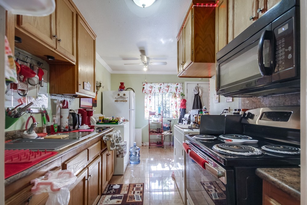 Virtual tour photo 23 of 31 for 4267 44th St