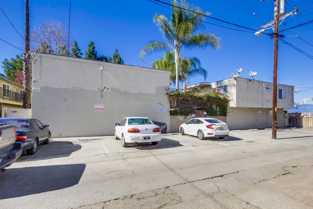 Virtual tour photo 31 of 31 for 4267 44th St