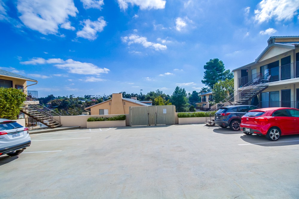 Virtual tour photo 5 of 35 for 4267 Fifth Ave