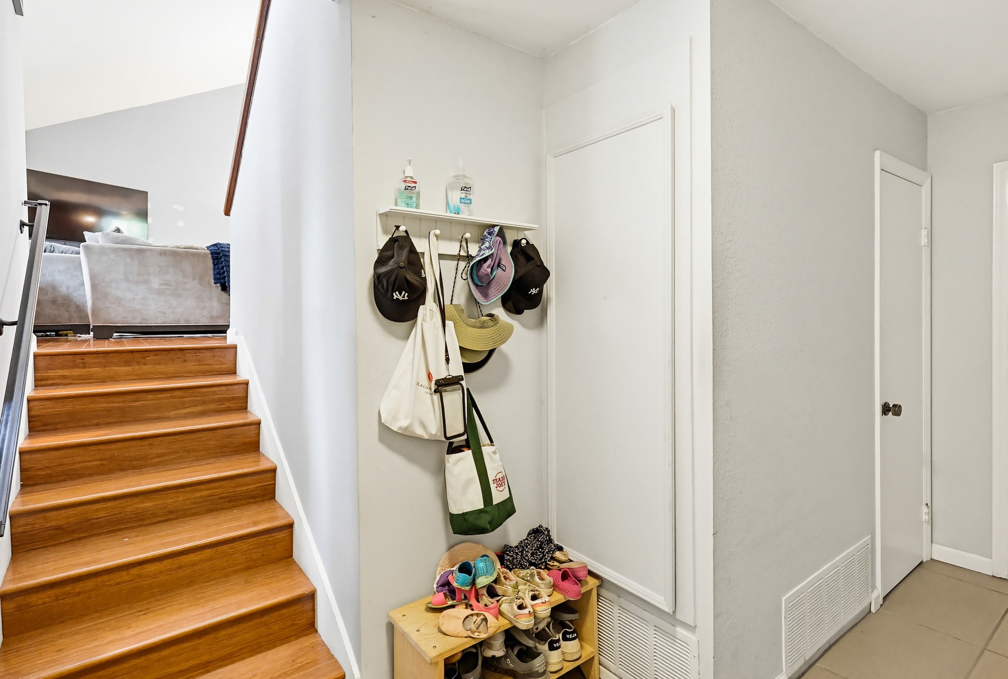 Virtual tour photo 8 of 59 for 4268 Caminito Pintoresco