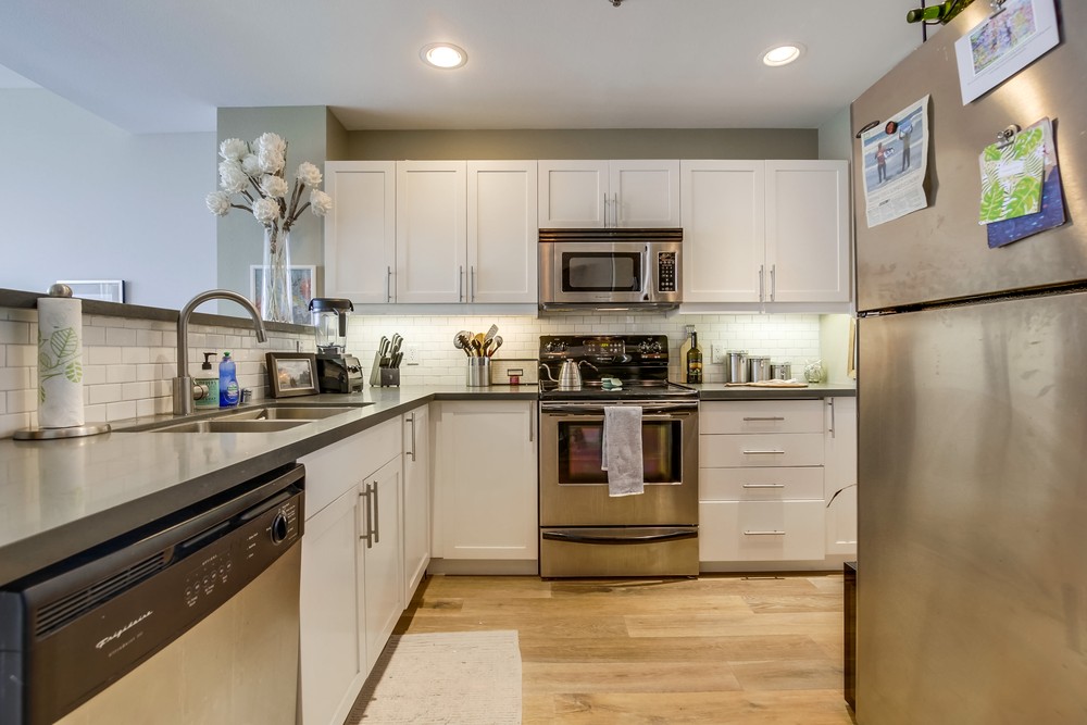Virtual tour photo 14 of 49 for 427 9th Ave #608 San Diego