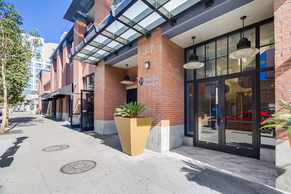 Virtual tour photo 3 of 62 for 427 Ninth Ave UNIT 1306