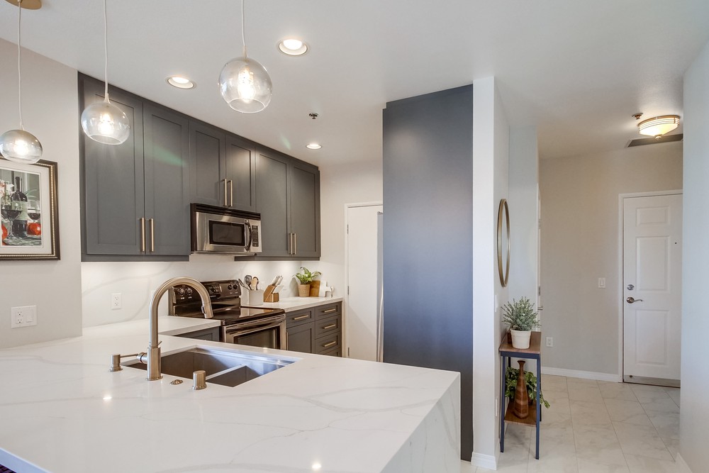 Virtual tour photo 16 of 62 for 427 Ninth Ave UNIT 1306