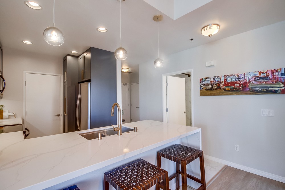 Virtual tour photo 17 of 62 for 427 Ninth Ave UNIT 1306