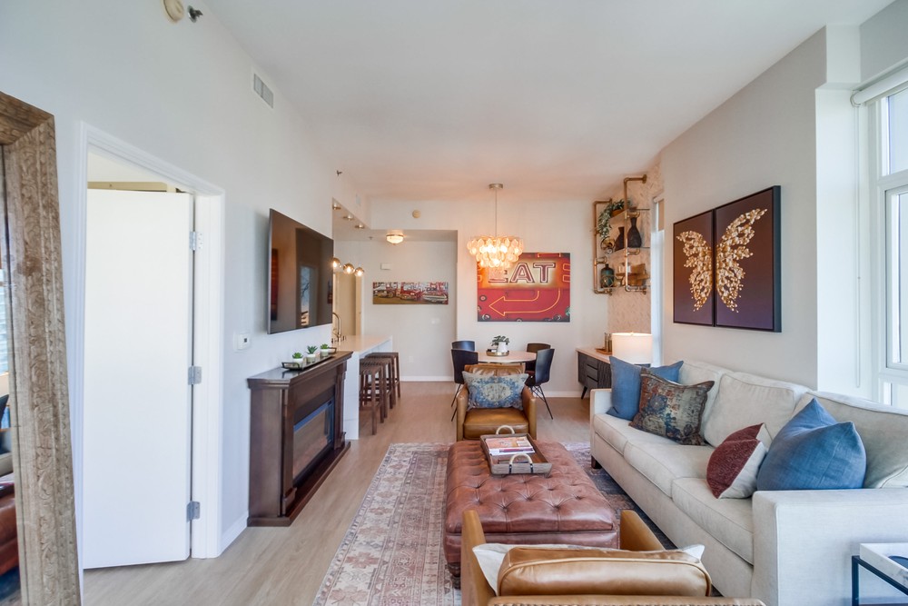 Virtual tour photo 25 of 62 for 427 Ninth Ave UNIT 1306