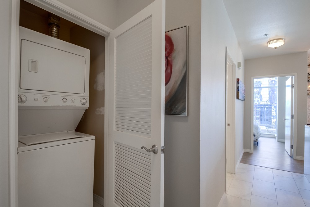 Virtual tour photo 40 of 62 for 427 Ninth Ave UNIT 1306