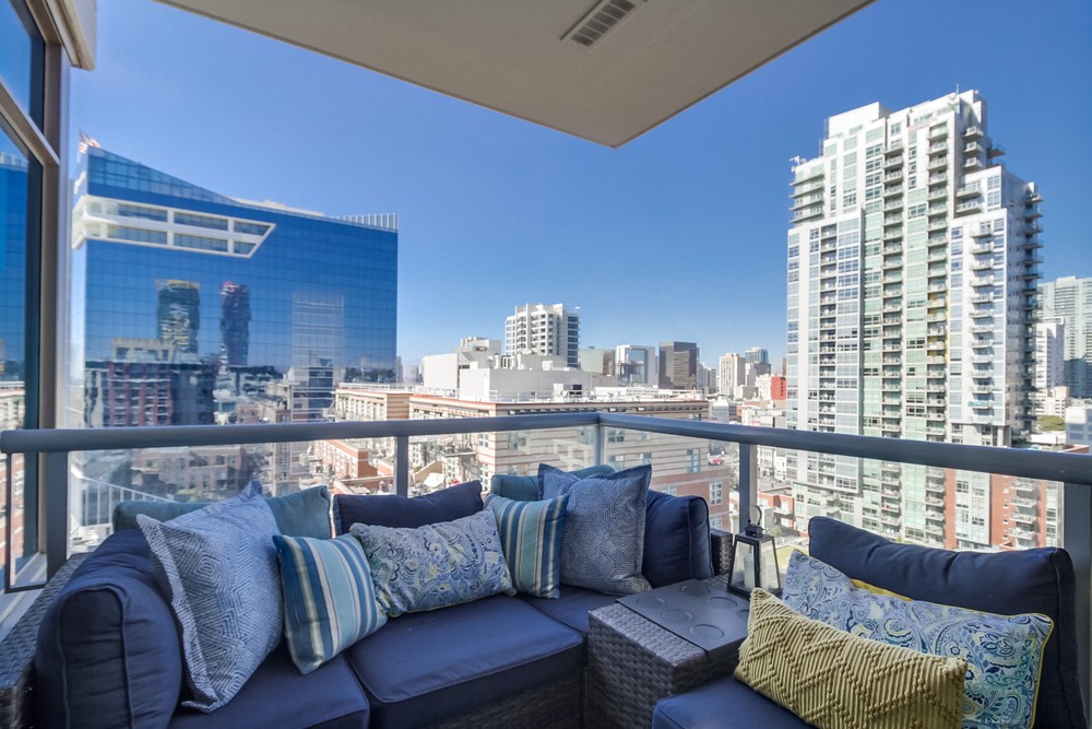 Virtual tour photo 43 of 62 for 427 Ninth Ave UNIT 1306