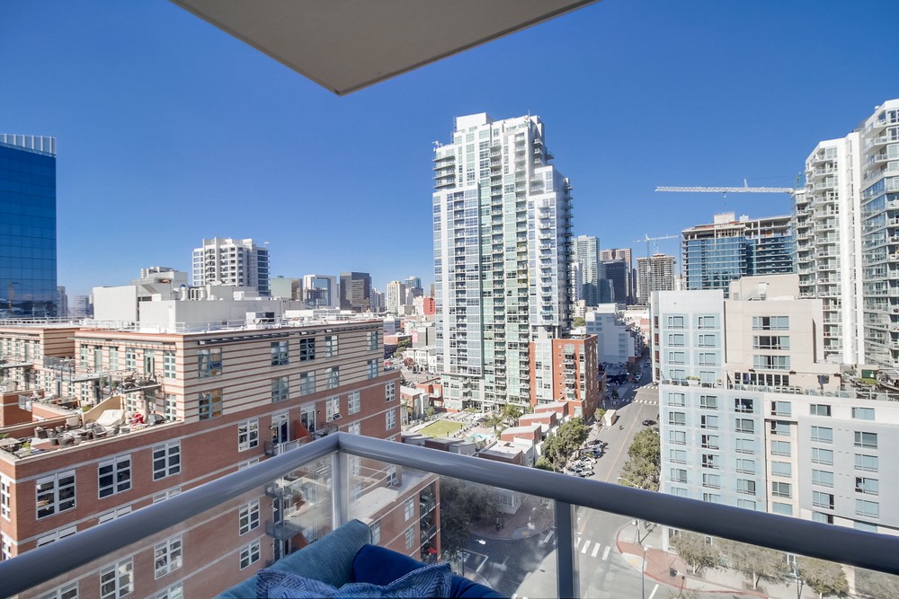 Virtual tour photo 47 of 62 for 427 Ninth Ave UNIT 1306