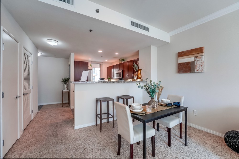Virtual tour photo 19 of 42 for 427 Ninth Ave UNIT 501